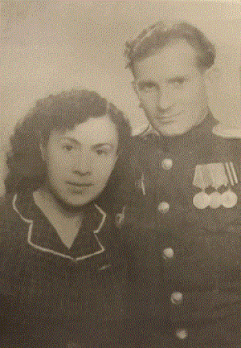 Иомдин Лейба Барухович с женой Фаней.