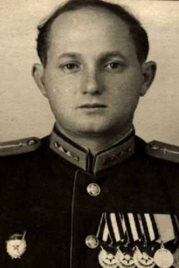 Бродский Николай Артурович летчик еврей сбил 14 самолетов лично и 2 в группе