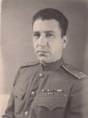 полковник Певзнер Яков Иосифович еврей заместитель начальника разведывательного отдела 4-го Украинского фронта 