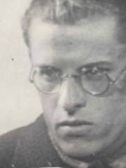 Учитель Ефим Юльевич